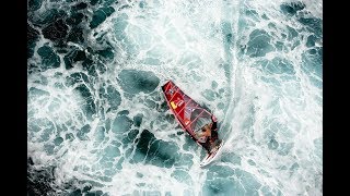 Robby Naish – A windsurfing legend at Hookipa Beach Maui Hawaii [upl. by Darya585]