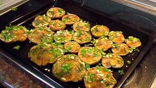 Niscalos quotLactarius deliciosusquot dos recetas [upl. by Naus493]