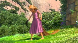 Raiponce  Extrait  Le marché avec Flynn I Disney [upl. by Ruomyes]