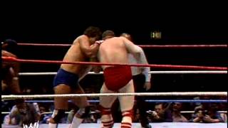 Wrestlemania 1  Nikolai Volkoff et The Iron Sheik vs The US Express [upl. by Tniassuot]